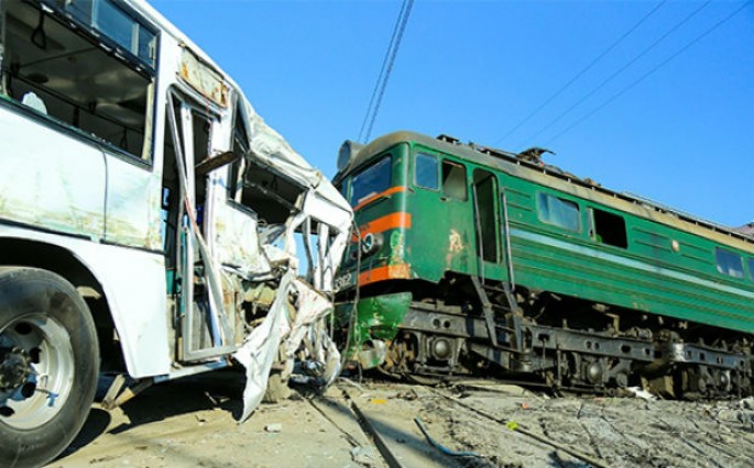 Binədəki qəza faktına görə dispetçer və sürücünün məhkəməsi başlayıb