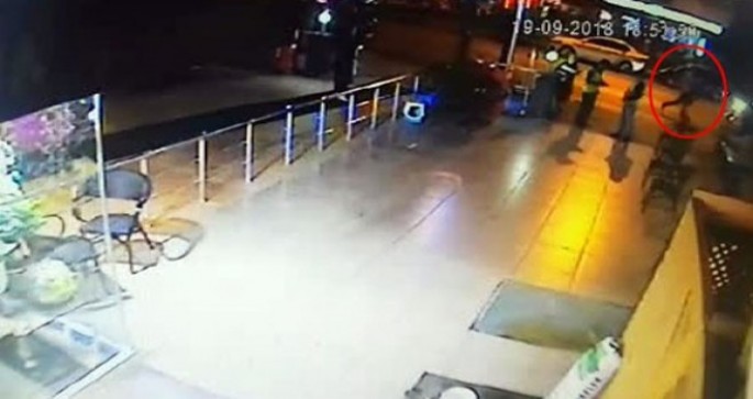 Gözəl Dəmirov hadisə yerindən belə qaçıb - VİDEO