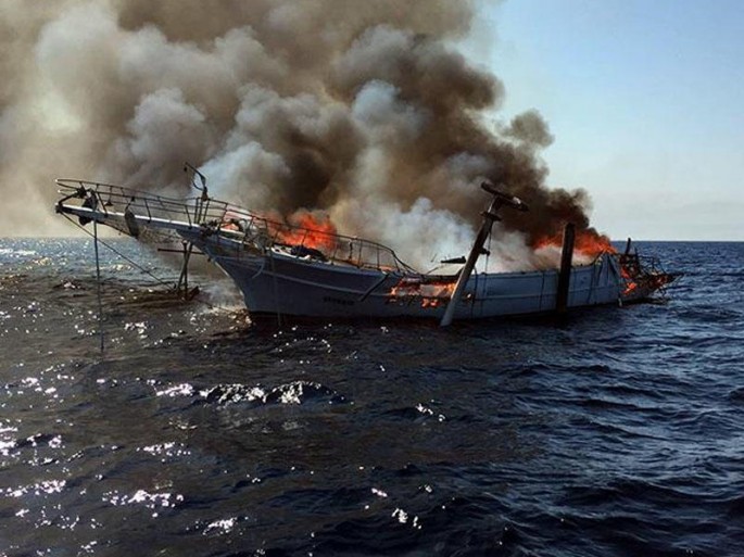 Limanda 4 yük qayığına od vurdular