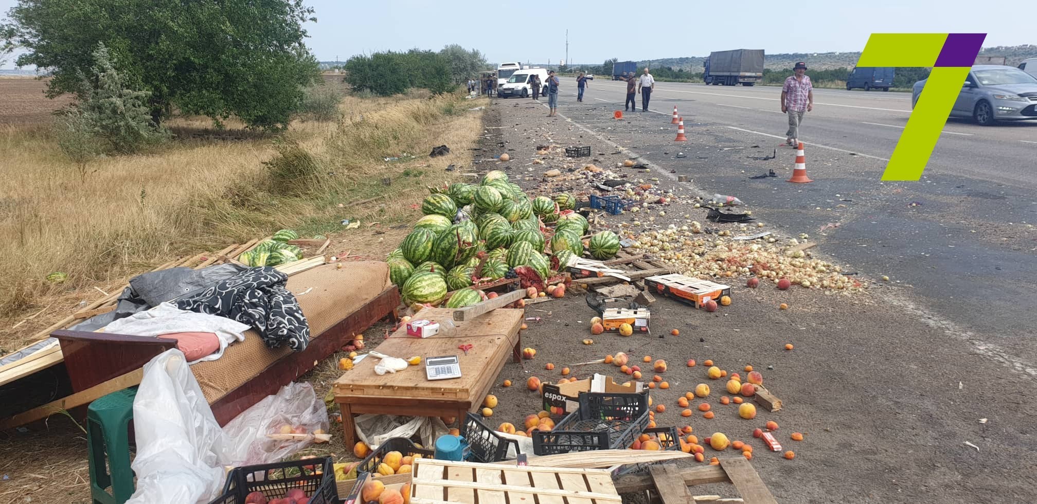 Yolda qarpız satan azərbaycanlını maşın vurub öldürdü - FOTO