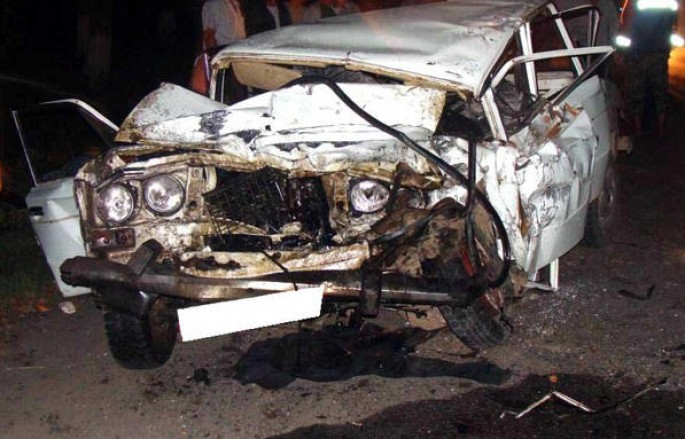 Qubada "VAZ" aşdı: 3 yaralı