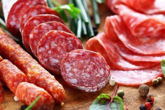 Kolbasa və sosiska alanların nəzərinə – Diqqətli olun!