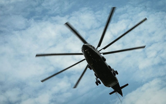 Hərbi təlim zamanı vertolyot düşdü - Yaralılar var