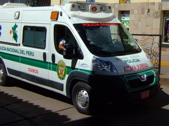 Futbolçuları daşıyan avtobus uçuruma düşdü: 7 ölü, 11 yaralı - FOTO