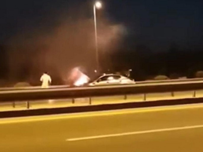 Gecə aeroport yolunda "KİA" yandı - VİDEO