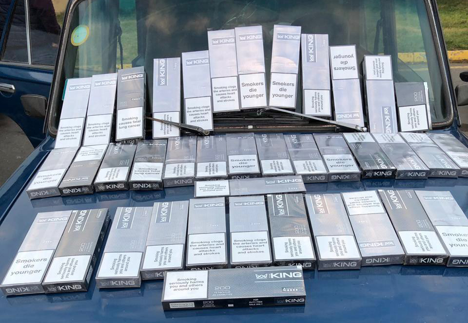 Avtomobildən qanunsuz külli miqdarda siqaret aşkarlanıb - FOTO