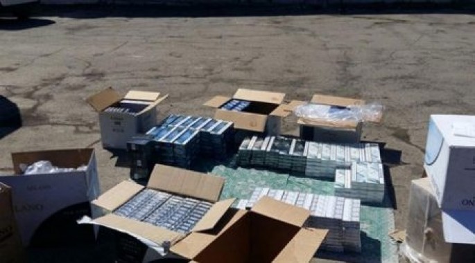 Avtomobildən qanunsuz 3600 ədəd siqaret aşkarlanıb