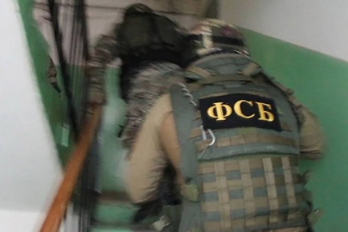 Gizli silah emalatxanaları aşkar edilib