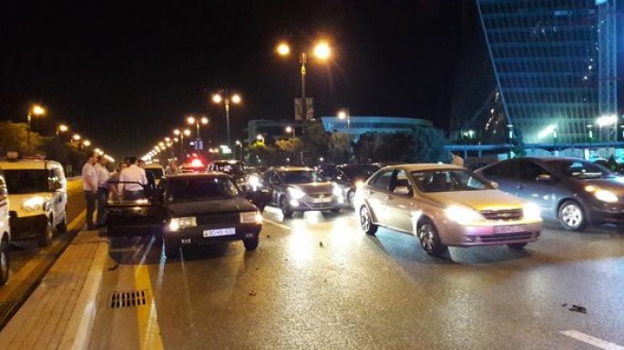 Bakıda 2 avtomobil toqquşub, 1 nəfər ölüb - FOTO