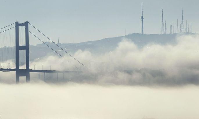 İstanbulda nəqliyyatın hərəkəti iflic oldu