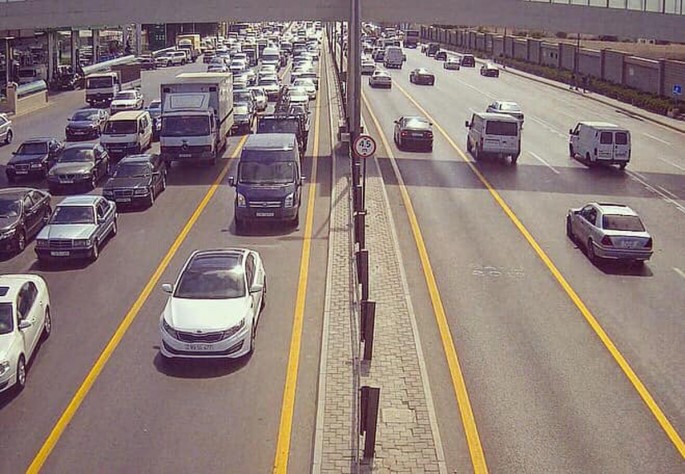 Ziya Bünyadov prospektində yol qəzası - FOTO