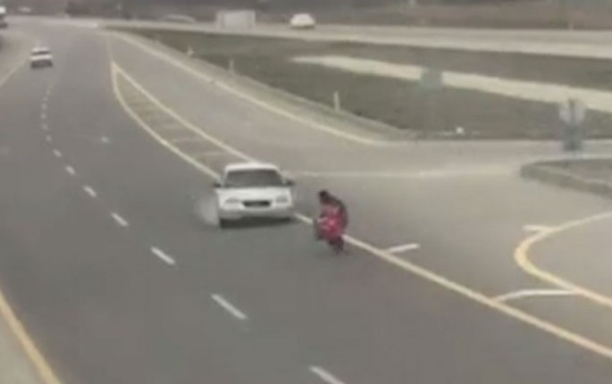 Ana və qızının öldüyü qəzanın baş verdiyi an - VİDEO