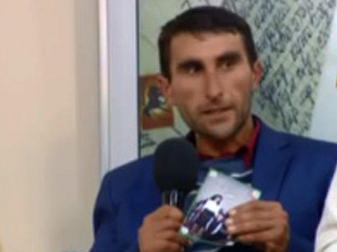 Arvadı başqa oğlanla qaçan kişi: Məni telefon işlətməyə qoymurdu - FOTO