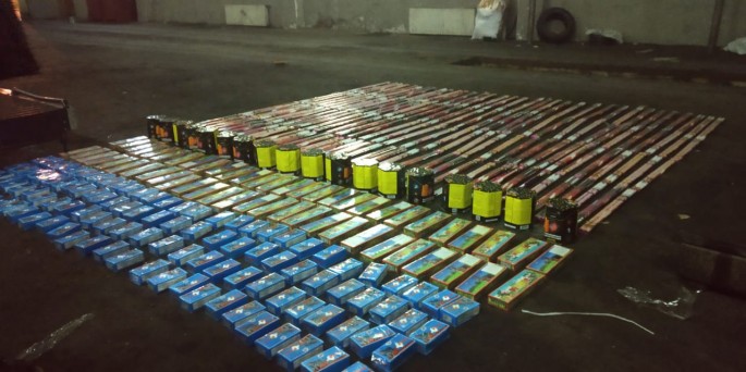 Avtomobildən xeyli miqdarda pirotexniki vasitə və fişəng aşkar edilib - VİDEO