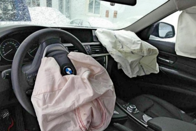 İşlənmiş avtomobillərdə təhlükəsizlik yastığı işləmir - VİDEO