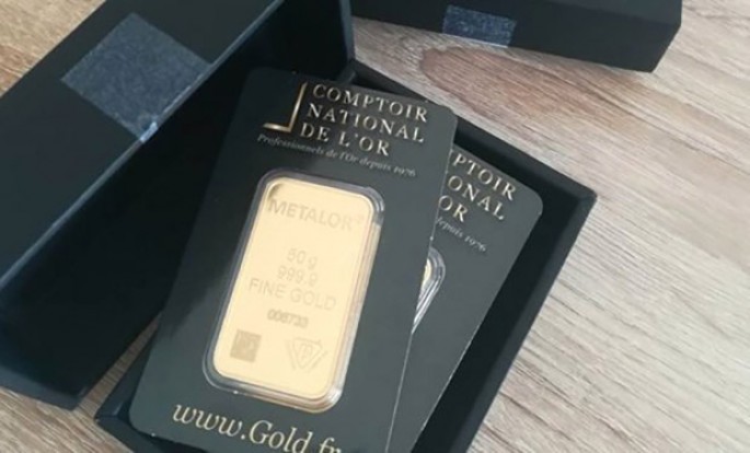 Alt paltarı sifariş etdi, əvəzində 40 minlik qızıl göndərildi