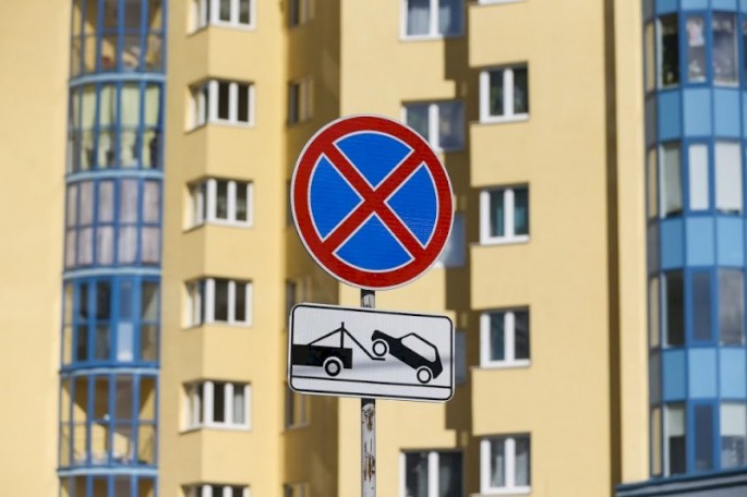 Aşan yol nişanı 12 yaşlı məktəblinin başına düşdü