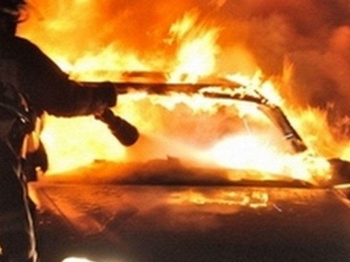 Şəkidə "Mitsubishi" yandı