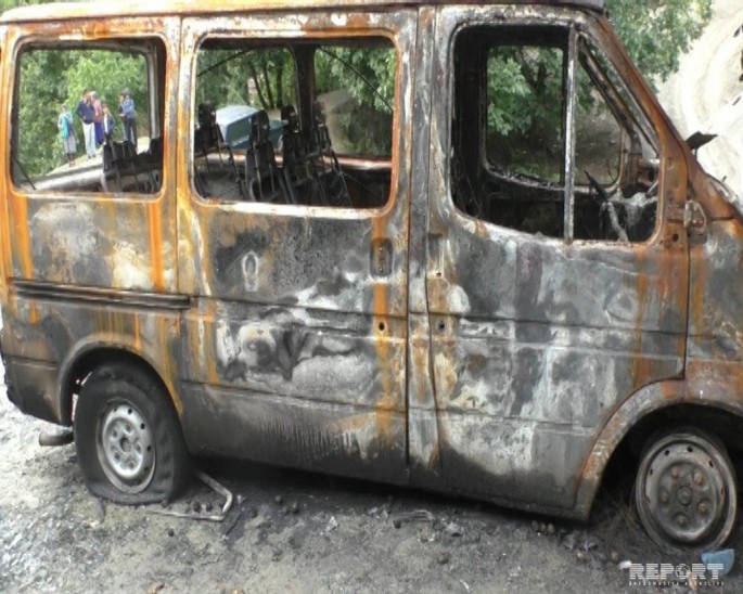 Astarada 2 mikroavtobusu yandıran şəxs saxlanılıb - FOTO