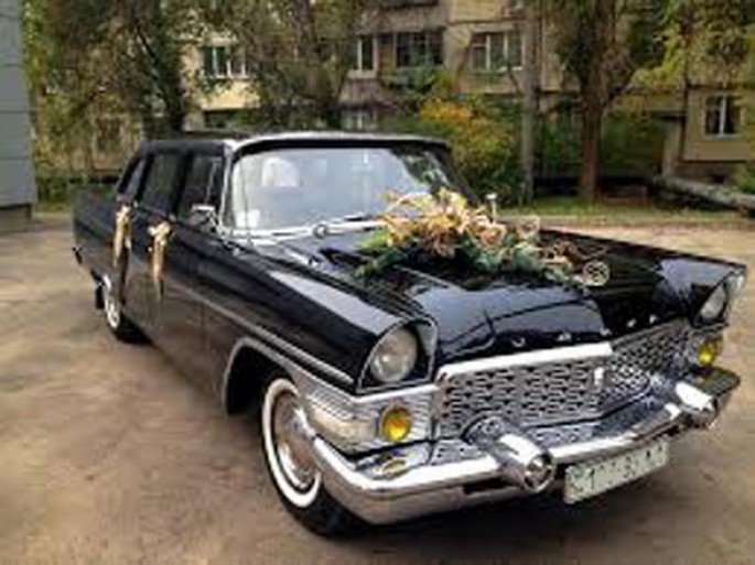 Bakıda gəlin maşını qəza törətdi