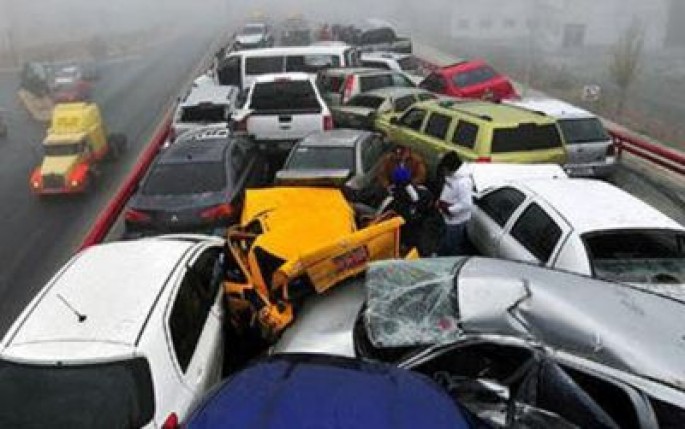 4 maşın toqquşdu: 6 ölü, 8 yaralı