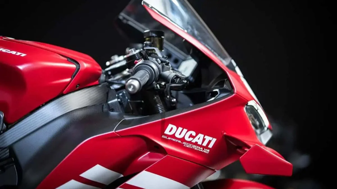 "Volkswagen" İtaliyanın "Ducati" motosiklet brendini sata bilər 