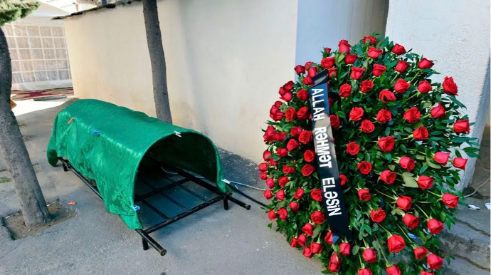 Kamran Əzizova ağır itki 