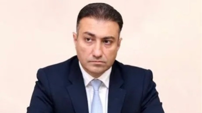 Anar Bayramov onu işdən azad etdi
