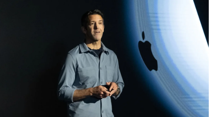 Новый глава Apple официально вступил в должность