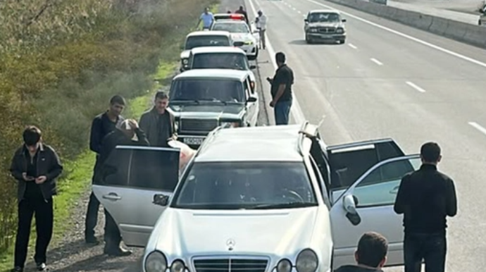Bakı-Qazax yolunda avtobus "Mercedes"lə toqquşdu - FOTOLAR