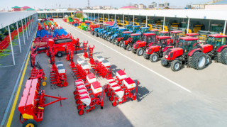 Traktor və digər aqrar texnikaların qeydiyyatı qaydası dəyişdi 