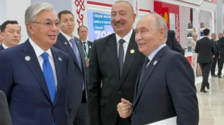 Prezident Türkmənbaşıda MDB-nin iştirakçı ölkələrinin milli stendləri ilə tanış oldu - FOTOLAR 