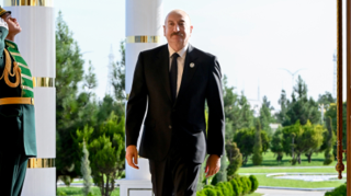 Prezident iclasda iştirak etmək üçün “Avaza” Kompleksinə getdi - FOTO