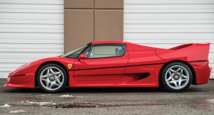 Mayk Taysonun "Ferrari"si satılır -  FOTO