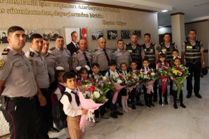 Birincilər polisin qonağı oldu - FOTO