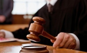 3 nəfərin ölümünə səbəb olan sürücülərin məhkəməsi başlayıb