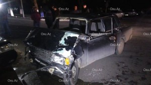 Gəncədə yüksək sürət qəzaya səbəb oldu: VAZ “Mercedes”lə toqquşdu, 4 yaralı - FOTO