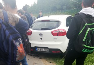 Özünü qızlara göstərən “avtoş” 7 şagirdi vurdu - FOTO + VİDEO