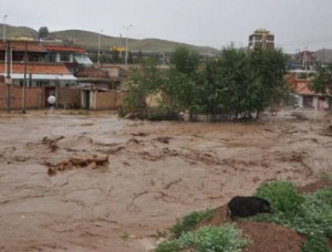 Güclü yağış aeroportu iflic etdi