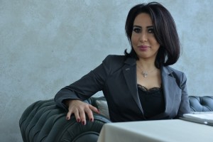 Dikdaban ayaqqabılarla marketinqə doğru - Sevinc Abbasova danışır - FOTO