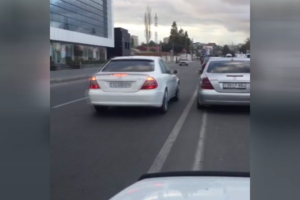 Özünü ''ağıllı'' sayan sürücülər: Bu pozuntu ciddi təhlükə ilə yanaşı tıxaca da səbəb olur - VİDEO