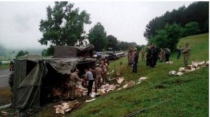 İki erməni əsgər avtomobil qəzasına düşdü