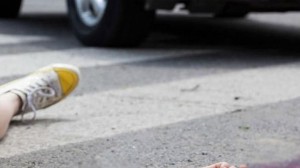 Bakıda avtomobil 56 yaşlı qadını vurub, vəziyyəti ağırdır