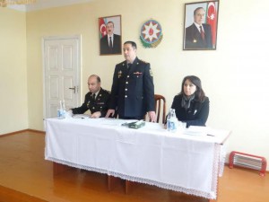 Polis Yevlaxda maarifləndirmə tədbiri keçirib  - FOTO