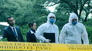 Həmkarlarının dəfn mərasiminə gedən polislər pusquya düşdü: 2 ölü, 2 yaralı