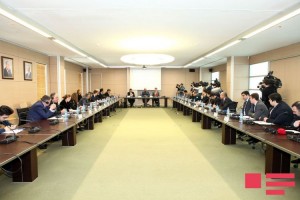 Bakı-Tbilisi-Qars dəmir yolu xətti ilə bağlı üçtərəfli texniki görüş keçirilir – FOTO