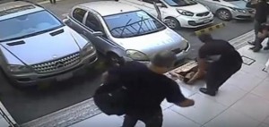 Qəzada ayağını itirən şəxsin VİDEOsu (18+)