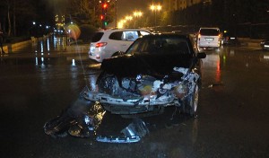 Bakıda iki "BMW" toqquşub, yaralılar var - VİDEO