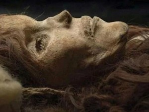 Yatmış gözəl mumiyasının sirri açıldı – FOTO