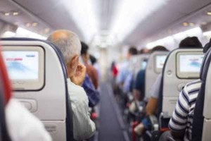 Təyyarədə siqaret çəkən azərbaycanlı 63 min cərimələndi